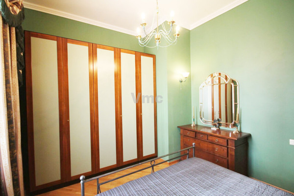 Продажа 4-комн квартиры на вторичном рынке Бронная М. ул,  д. 31/13