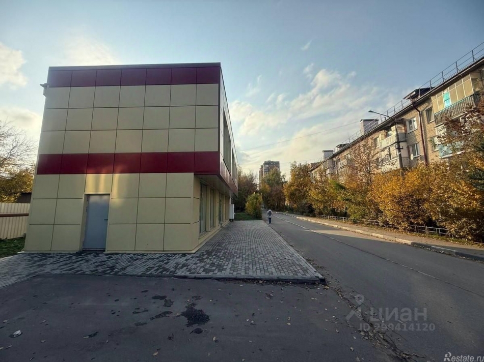 Продажа отдельного здания Октябрьский, ул Ленинградская,  д. 1