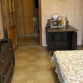 Продажа 2-комн квартиры на вторичном рынке Южная улица,  д. 1 к4