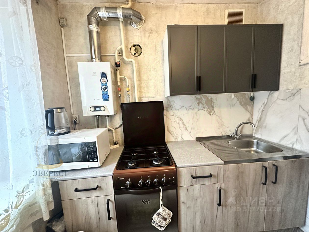 Аренда 2-комн квартиры на вторичном рынке Королев, улица Калинина, 1А