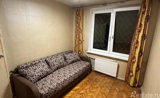 Продажа 3-комн квартиры на вторичном рынке Трамвайный пр-кт,  д. 21,  к. 3