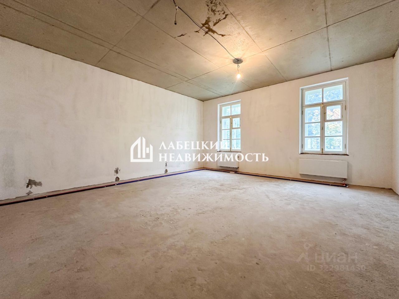 Продажа 3-комн квартиры на вторичном рынке Петергоф, Конно-Гренадерская улица, 13