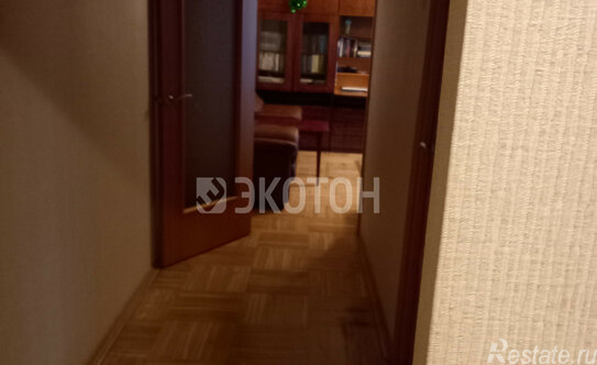 Продажа 2-комн квартиры на вторичном рынке Яхтенная улица,  д. 12 к1