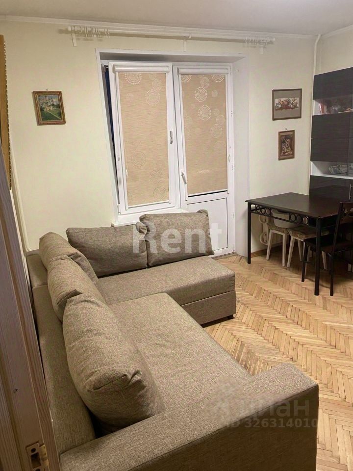 Аренда 2-комн квартиры на вторичном рынке Часовая улица, 25К2
