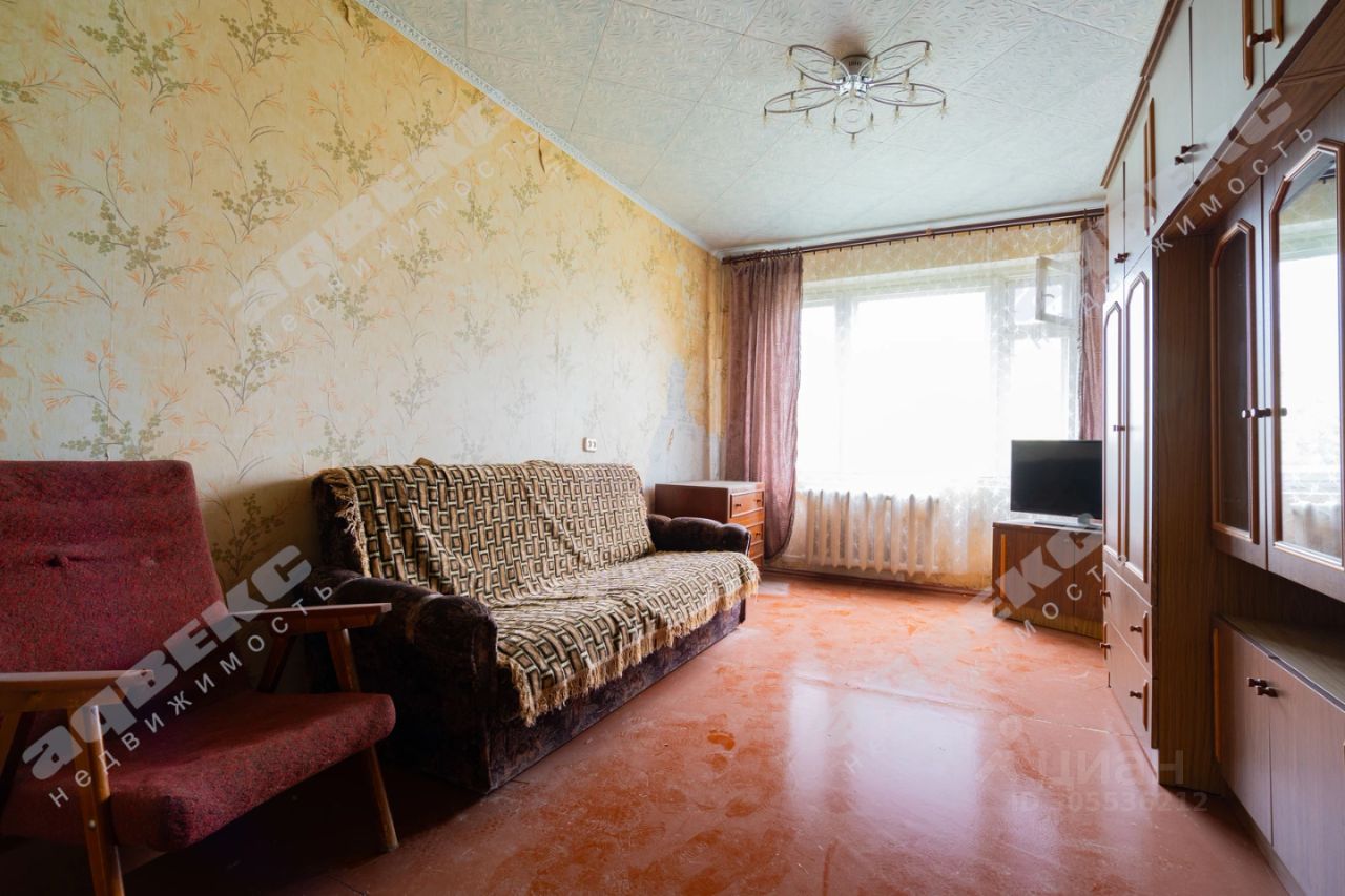 Продажа 2-комн квартиры на вторичном рынке д. Трубников Бор, улица Мира, 3