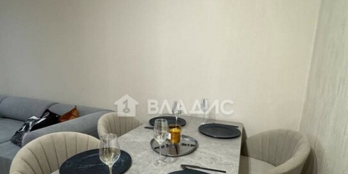 2-комн квартира улица Генерала Тюленева,  д. 33