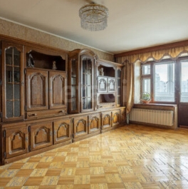 Продажа 2-комн квартиры на вторичном рынке Прибалтийская площадь