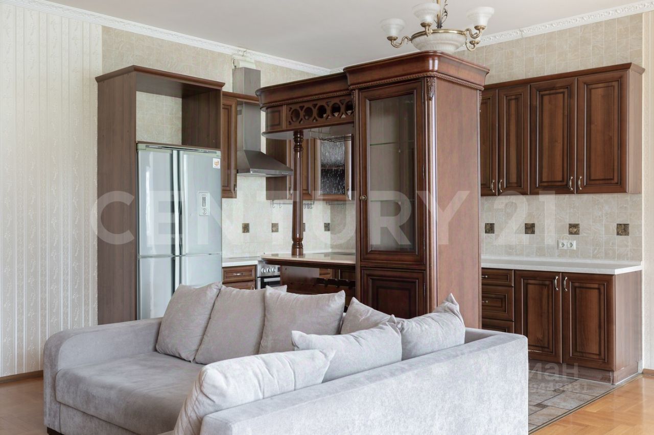 Продажа 4-комн квартиры на вторичном рынке Шмитовский проезд, 20