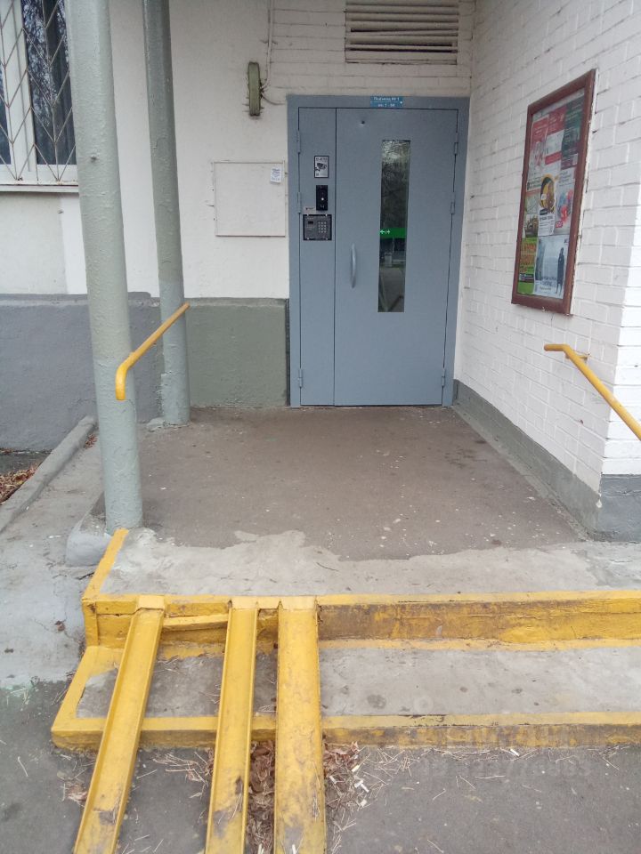 Продажа 3-комн квартиры на вторичном рынке 2-я Пугачевская улица, 7К1