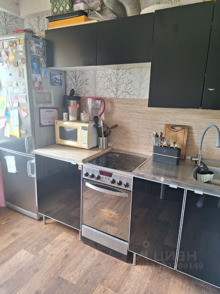 Продажа 1-комн квартиры на вторичном рынке Колпино, улица Братьев Радченко, 19