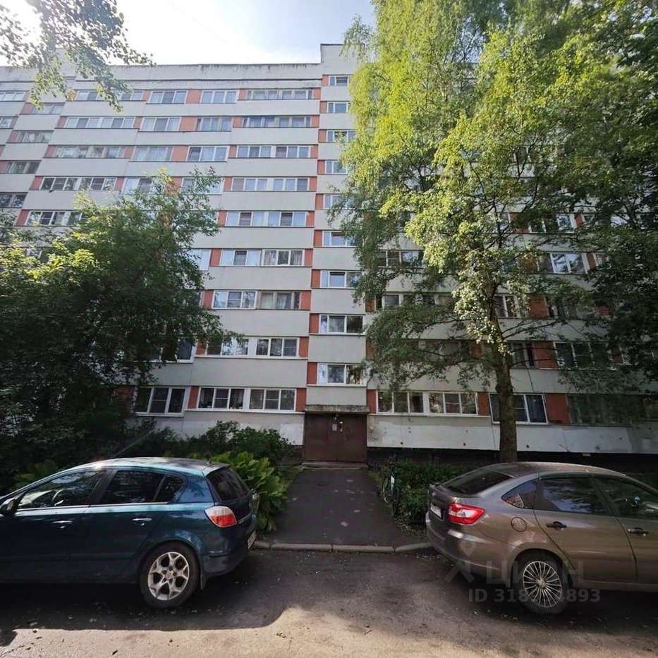 Продажа 1-комн квартиры на вторичном рынке Придорожная аллея, 21