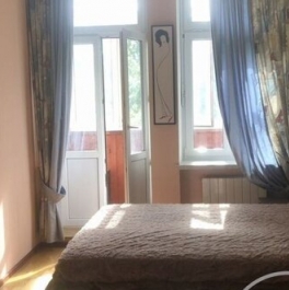 Продажа 4-комн квартиры на вторичном рынке улица Всеволода Вишневского