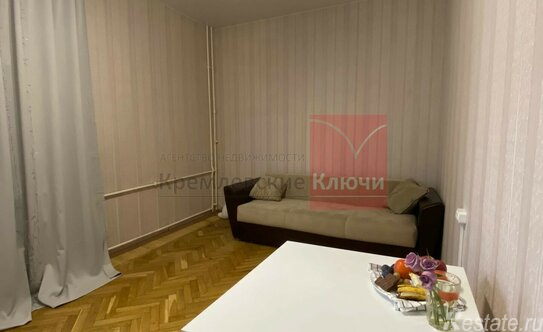 Продажа 4-комн квартиры на вторичном рынке Шмитовский проезд,  д. 11