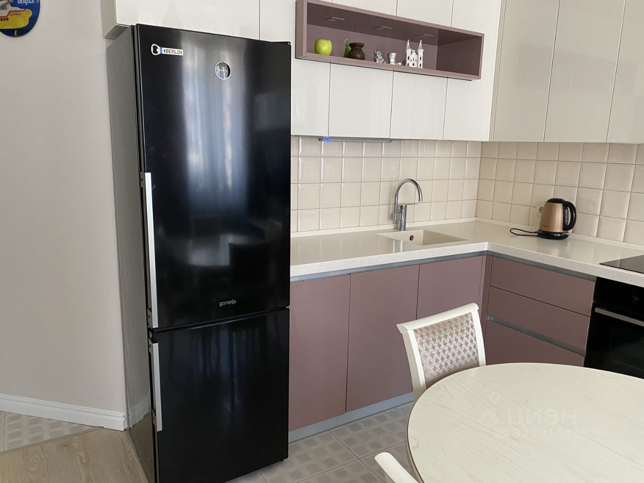 Аренда 3-комн квартиры на вторичном рынке Заречье пгт, улица Медовая, 4