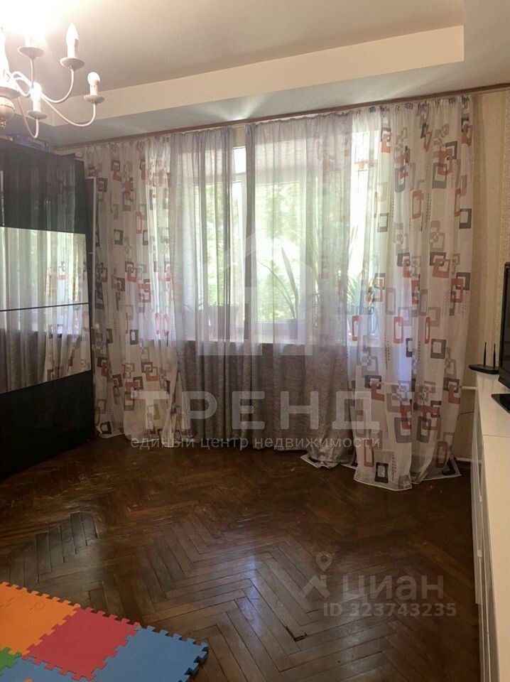 Продажа 3-комн квартиры на вторичном рынке улица Смолячкова, 14К2