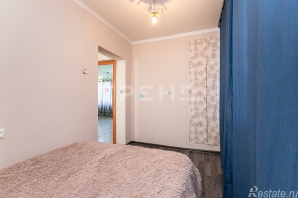 Продажа 3-комн квартиры на вторичном рынке Колпино, Танкистов ул,  д. 8