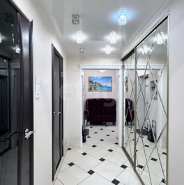 Продажа 2-комн квартиры на вторичном рынке улица Маршала Захарова,  д. 16 к3