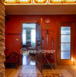 Продажа 2-комн квартиры на вторичном рынке Кронверкский пр-кт