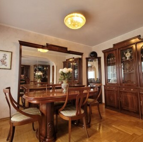 4-комн квартира ул Привольная,  д. 65/32