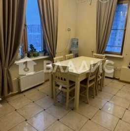 Продажа 8-комн квартиры на вторичном рынке Можайское шоссе