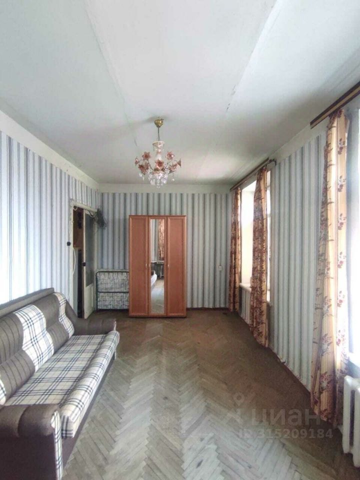 Продажа комнаты Среднеохтинский проспект, 2в/17