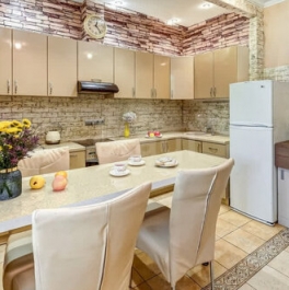 Продажа 7-комн квартиры на вторичном рынке Кузнецовская улица,  д. 11