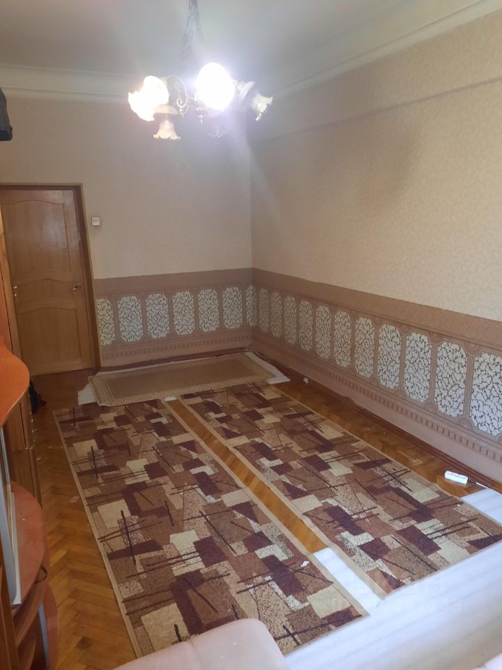 Продажа 3-комн квартиры на вторичном рынке Лечебная улица, 19