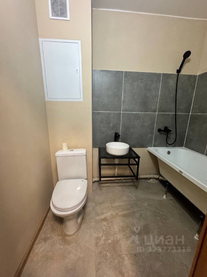 Продажа 2-комн квартиры на вторичном рынке бульвар Яна Райниса, 23