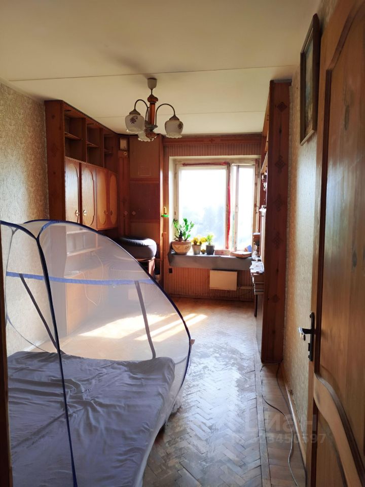 Продажа 4-комн квартиры на вторичном рынке Пушкино, улица 50 лет Комсомола, 41