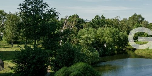 3-комн квартира улица Жукова, 1