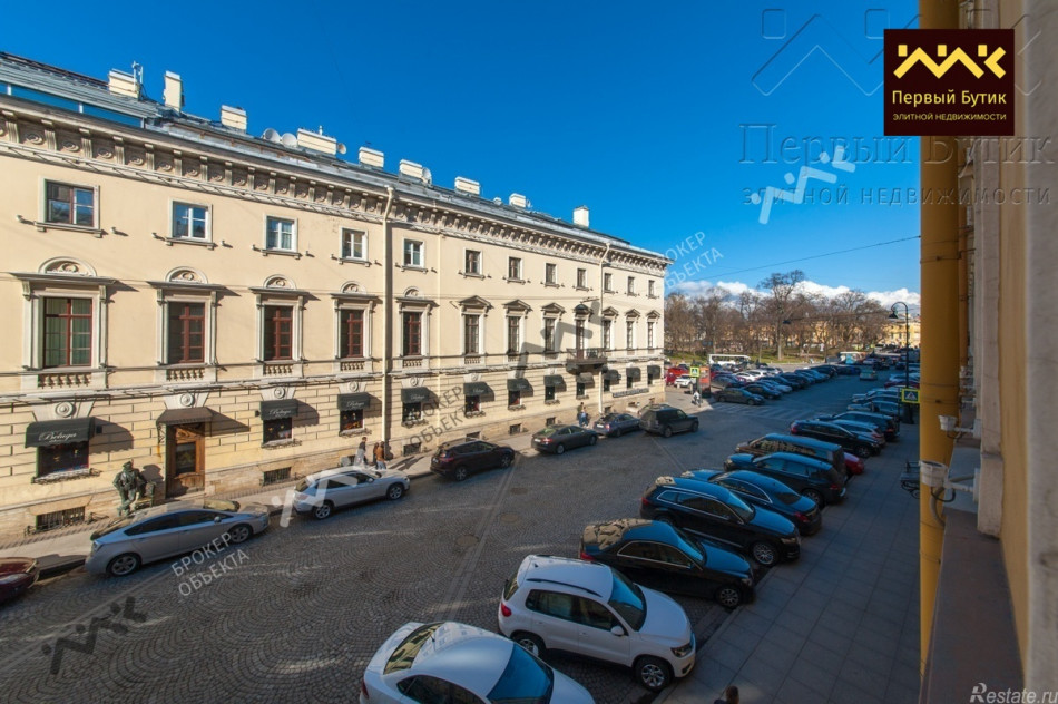 Продажа 2-комн квартиры на вторичном рынке Итальянская ул,  д. 1