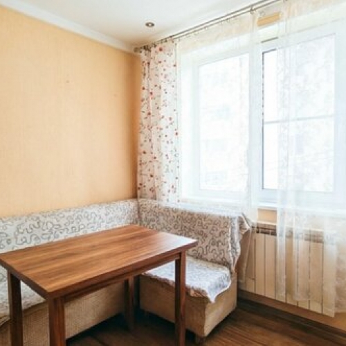 1-комн квартира Пикалево, ул Школьная,  д. 13