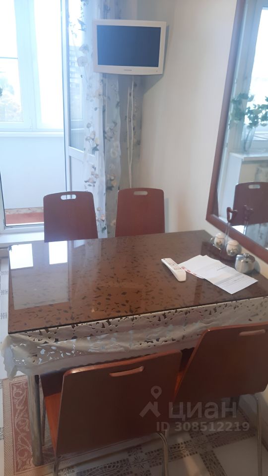 Аренда 2-комн квартиры на вторичном рынке улица Коминтерна, 54К2