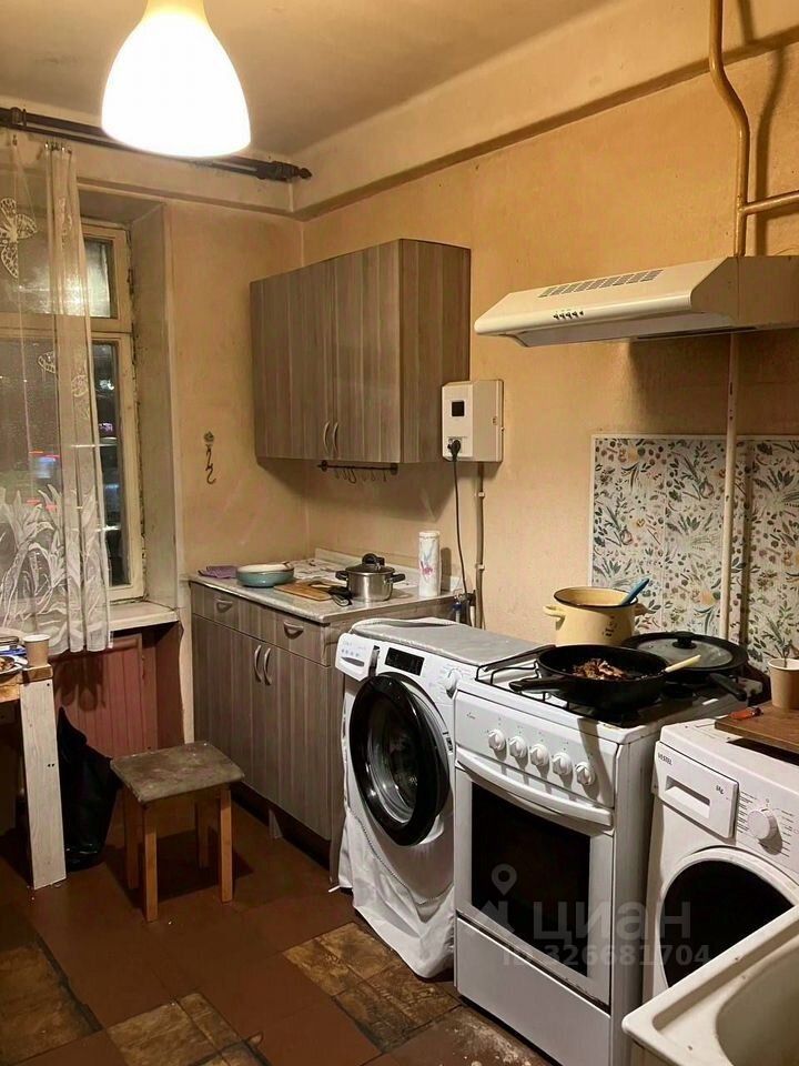 Продажа комнаты Светлановский проспект, 52