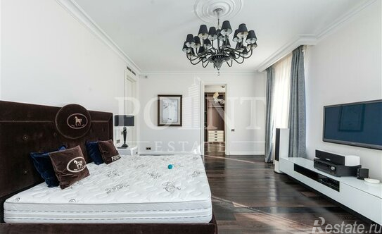 Аренда 2-комн квартиры на вторичном рынке Пречистенская набережная,  д. 17