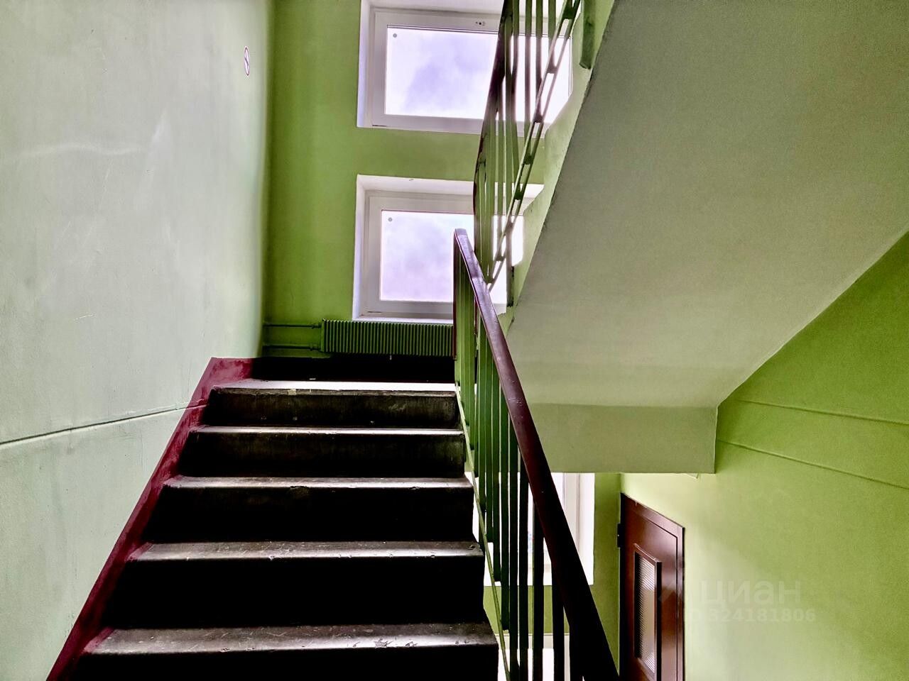 Продажа 2-комн квартиры на вторичном рынке улица Сокольнический Вал, 40