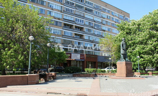 Продажа 3-комн квартиры на вторичном рынке улица Пречистенка,  д. 30/2