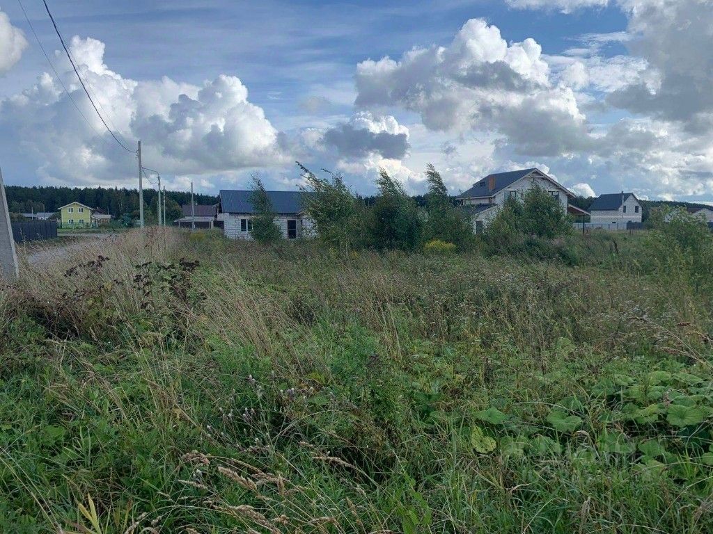 Продажа земли д. Истинка, улица Аграрная, 17