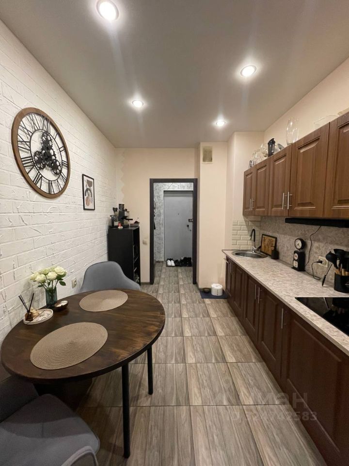 Продажа 2-комн квартиры на вторичном рынке Богатырский проспект, 55к1