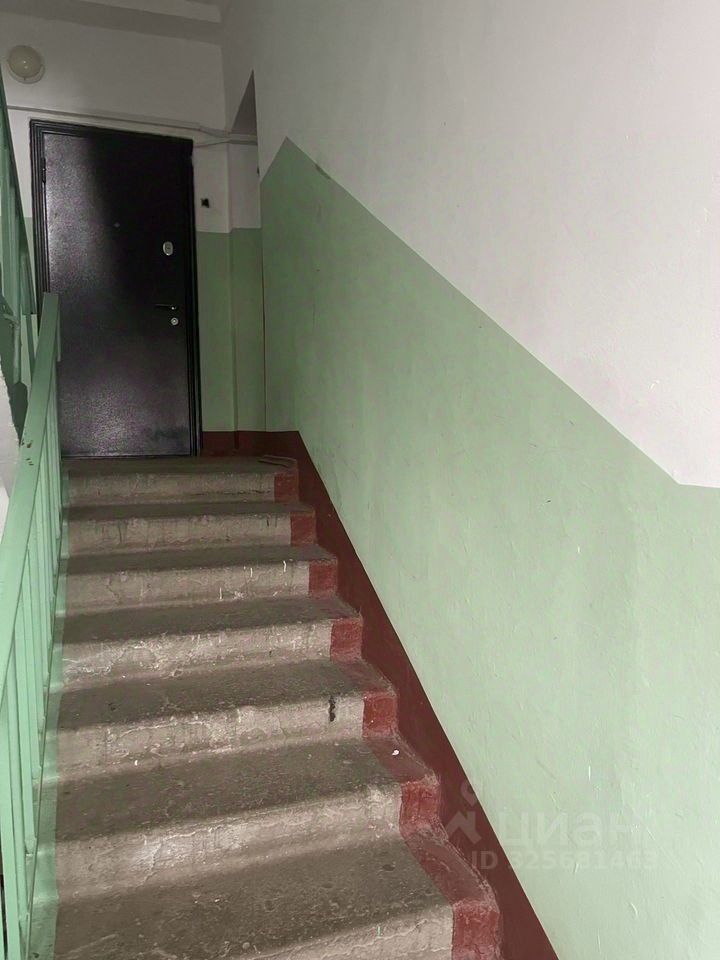 Продажа 1-комн квартиры на вторичном рынке Ивантеевка г, Школьная ул,  д. 10б