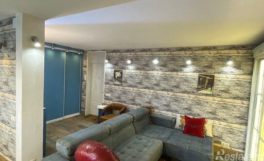 Продажа 2-комн квартиры на вторичном рынке Петрозаводская улица,  д. 34