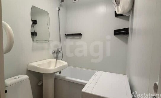 Продажа 1-комн квартиры на вторичном рынке ул Живописная,  д. 13,  к. 1