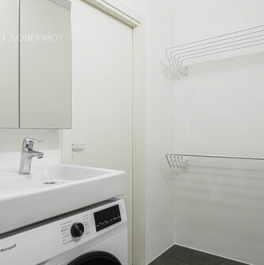 Продажа 3-комн квартиры на вторичном рынке Кременчугская улица,  д. 17 к3