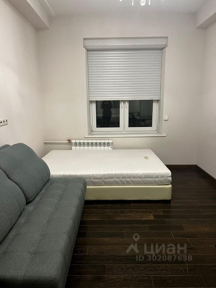 Продажа 3-комн квартиры на вторичном рынке улица Заморенова, 11А