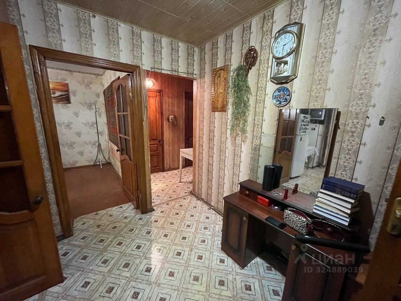 Продажа 2-комн квартиры на вторичном рынке Новлянский мкр, улица Новлянская, 16/2
