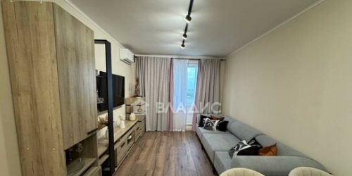 2-комн квартира улица Генерала Тюленева,  д. 33