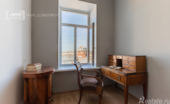 Продажа 2-комн квартиры на вторичном рынке Маршала Блюхера пр-кт,  д. 9,  к. 3