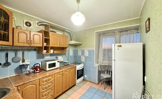 Продажа 2-комн квартиры на вторичном рынке Кириши г, Волховская наб,  д. 26