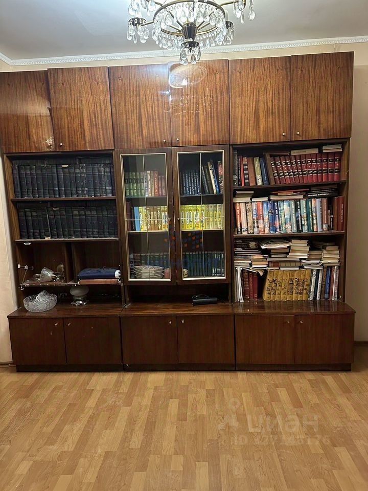 Продажа 3-комн квартиры на вторичном рынке улица Академика Анохина, 38К4