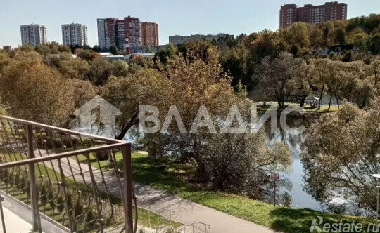 Продажа 5-комн квартиры на вторичном рынке Безобразово д,  д. 17